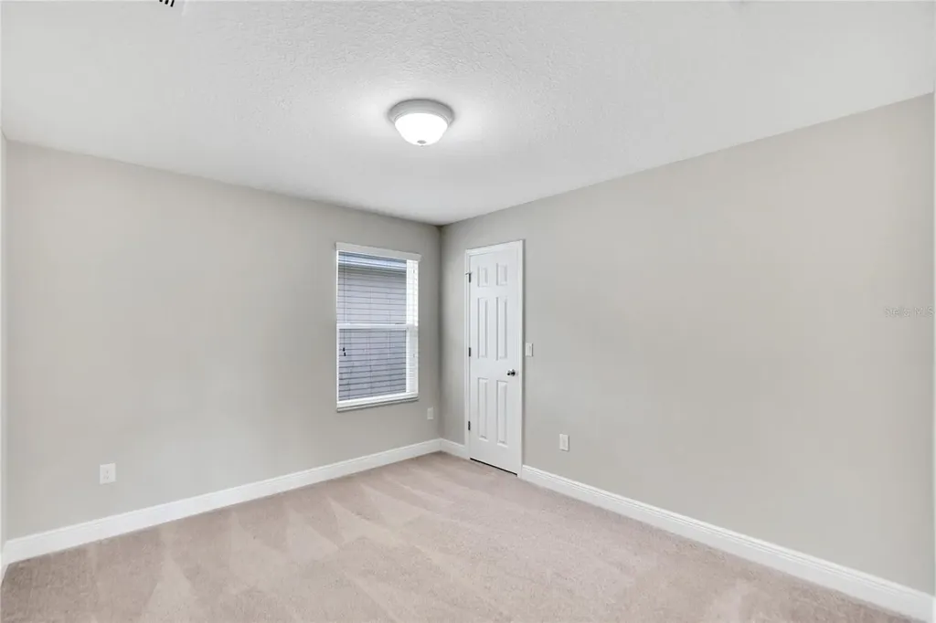 5320 Sagecrest Drive Lithia FL 33547