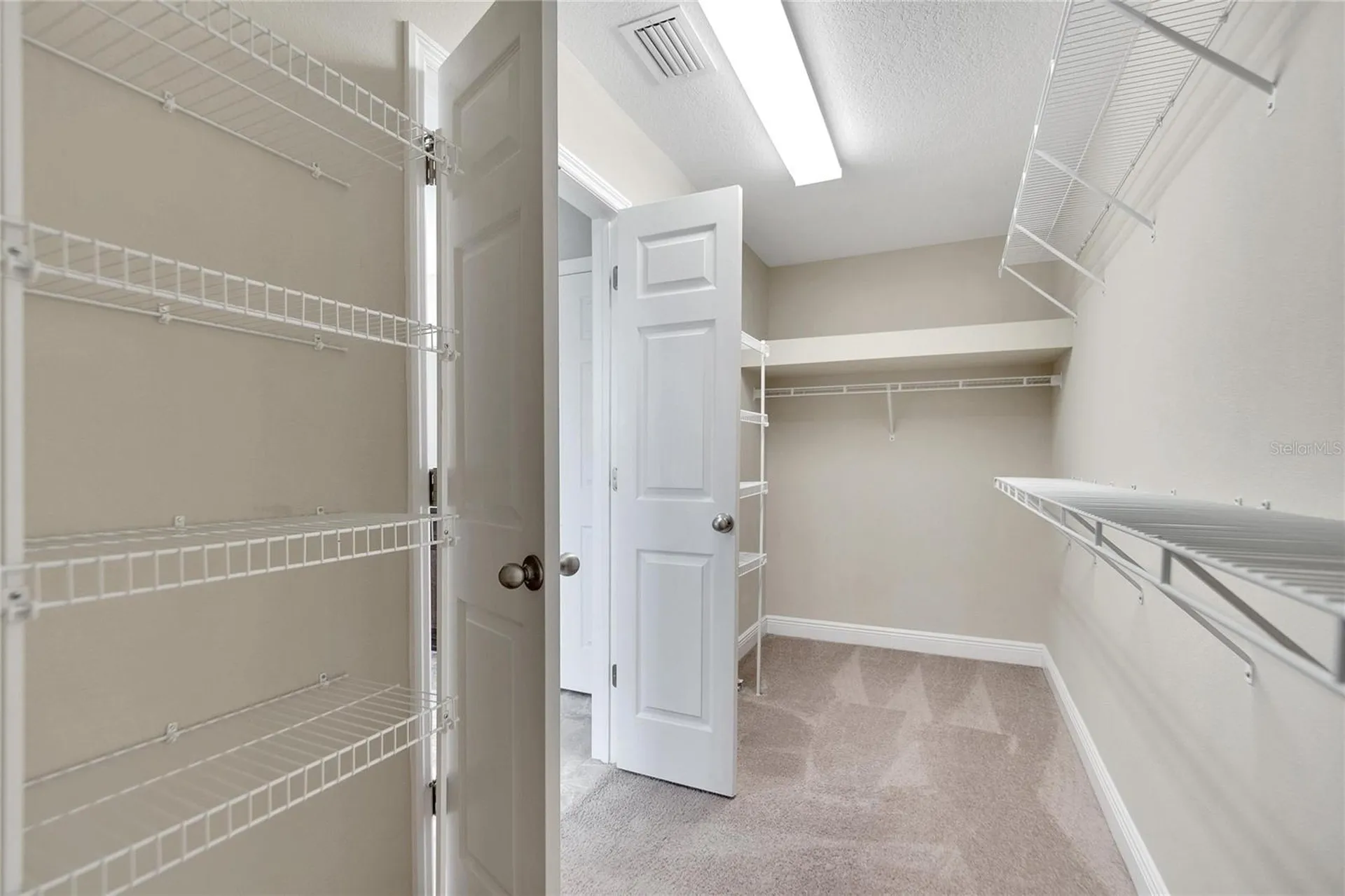 5320 Sagecrest Drive Lithia FL 33547