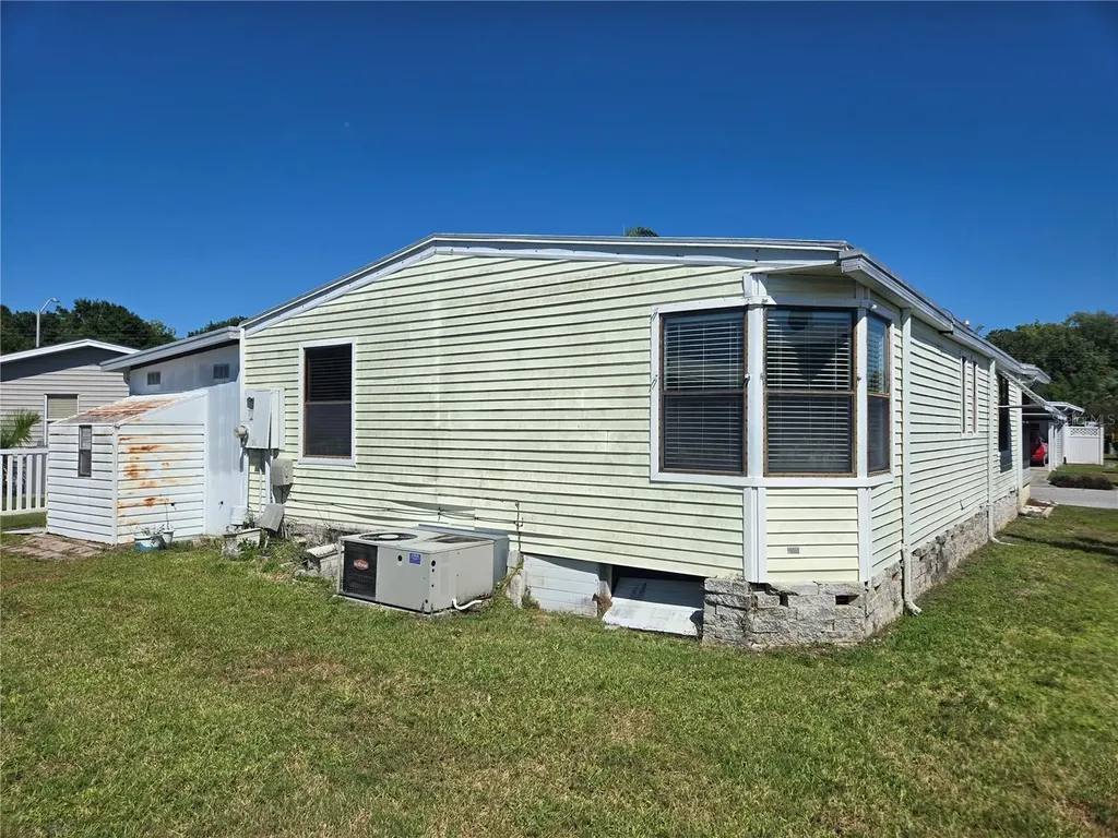 68 Pelican Drive S Oldsmar FL 34677