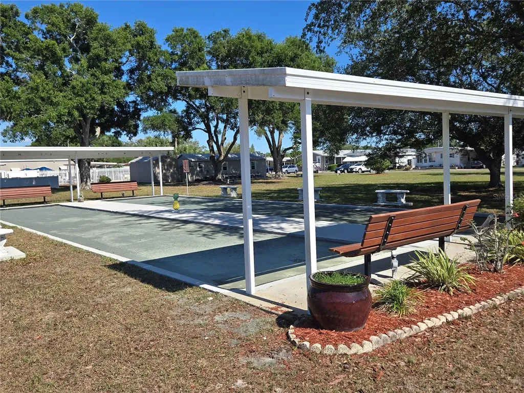 68 Pelican Drive S Oldsmar FL 34677