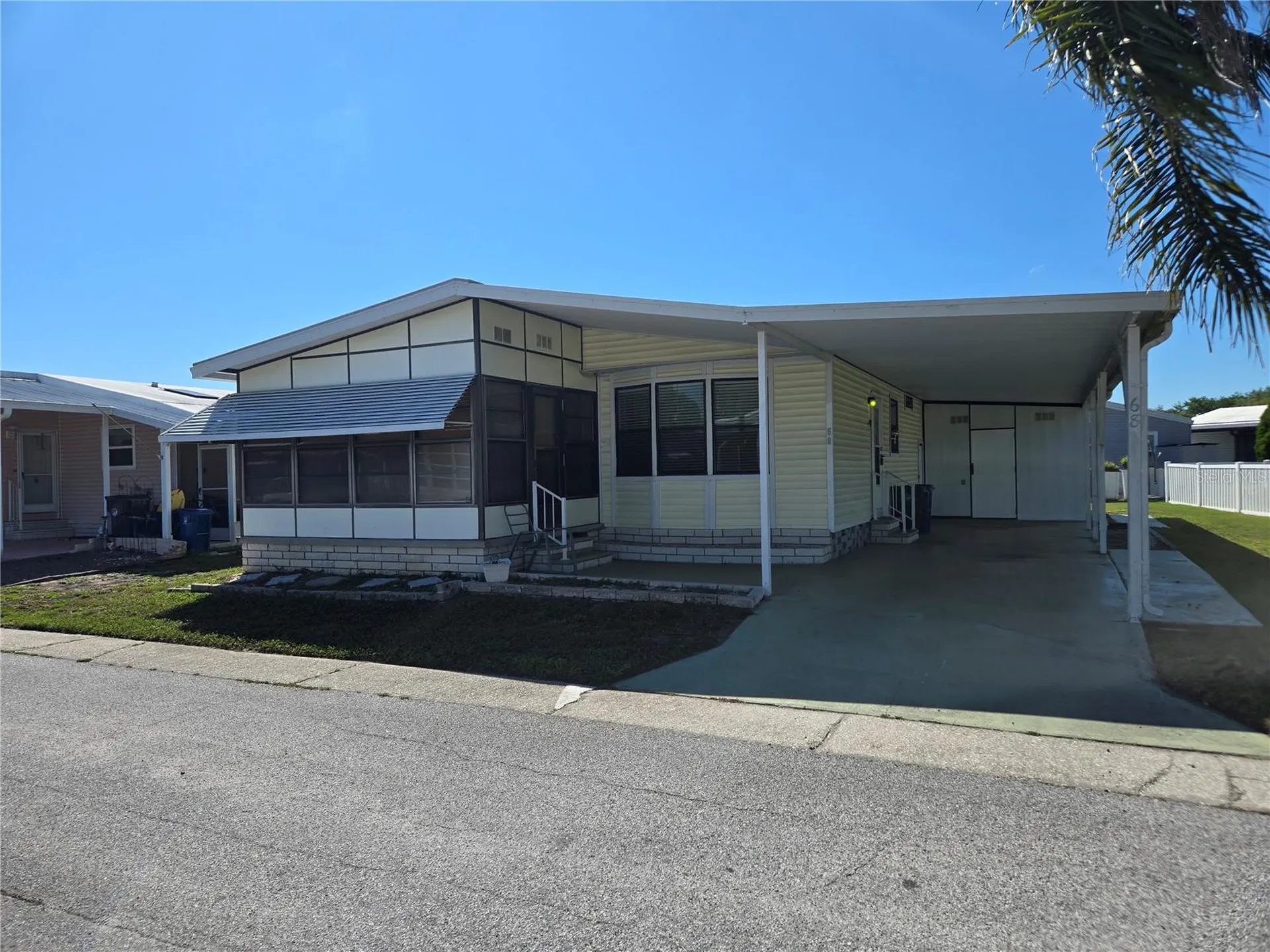 68 Pelican Drive S Oldsmar FL 34677