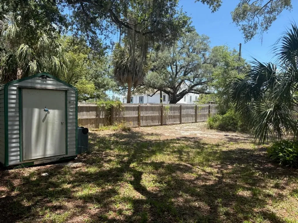 439 E Martin Luther King Jr Drive Tarpon Springs FL 34689