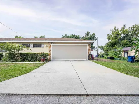 200 S Main Avenue Minneola FL 34715