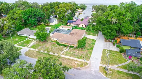 200 S Main Avenue Minneola FL 34715