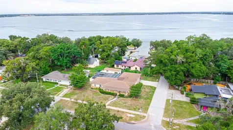 200 S Main Avenue Minneola FL 34715
