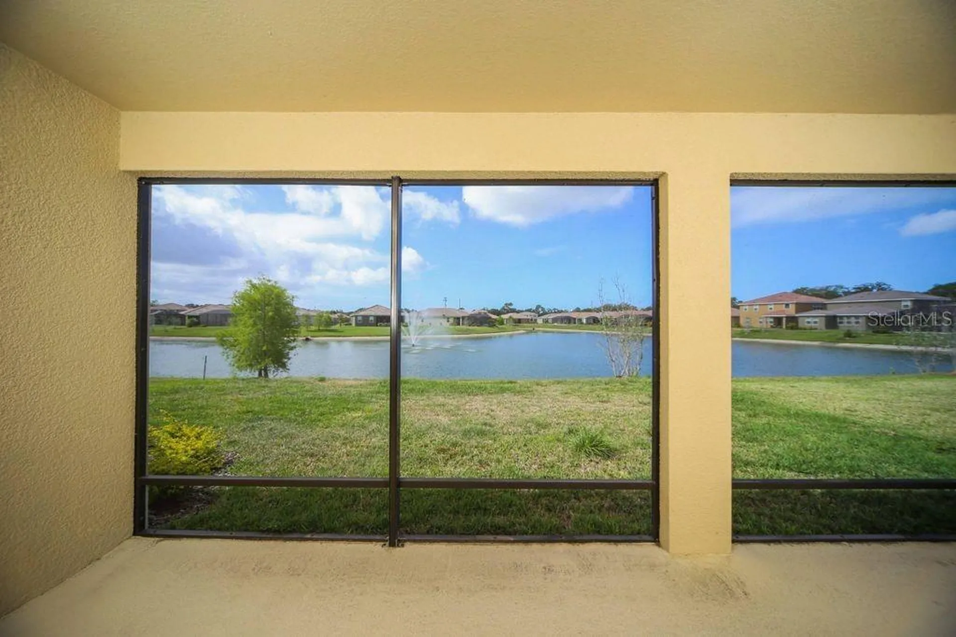 2903 Esmeralda Drive Sarasota FL 34243