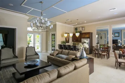 2903 Esmeralda Drive Sarasota FL 34243