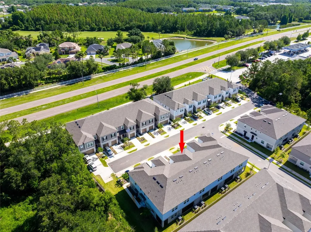 10807 E Fort White Court Tampa FL 33647