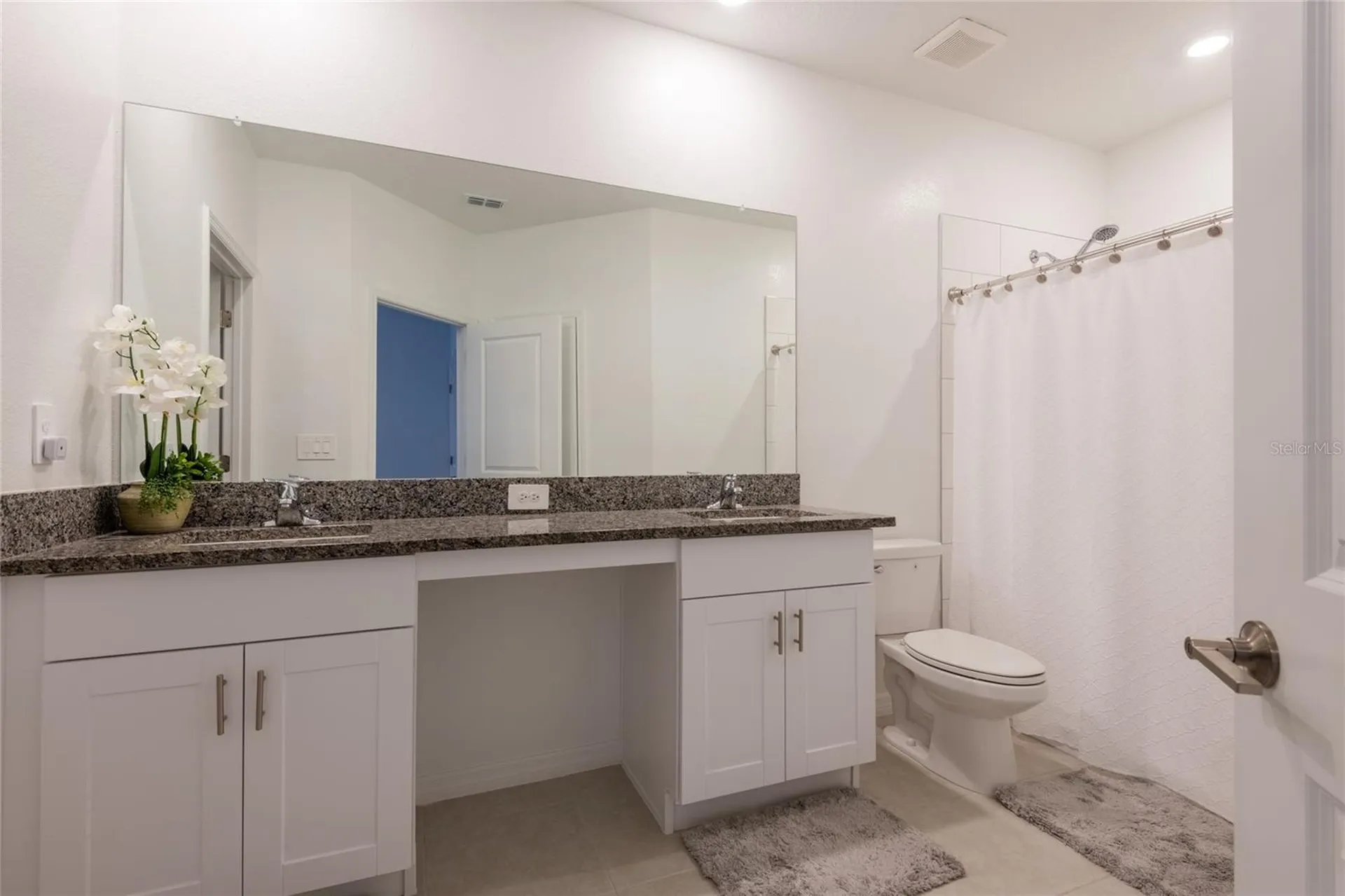 10807 E Fort White Court Tampa FL 33647