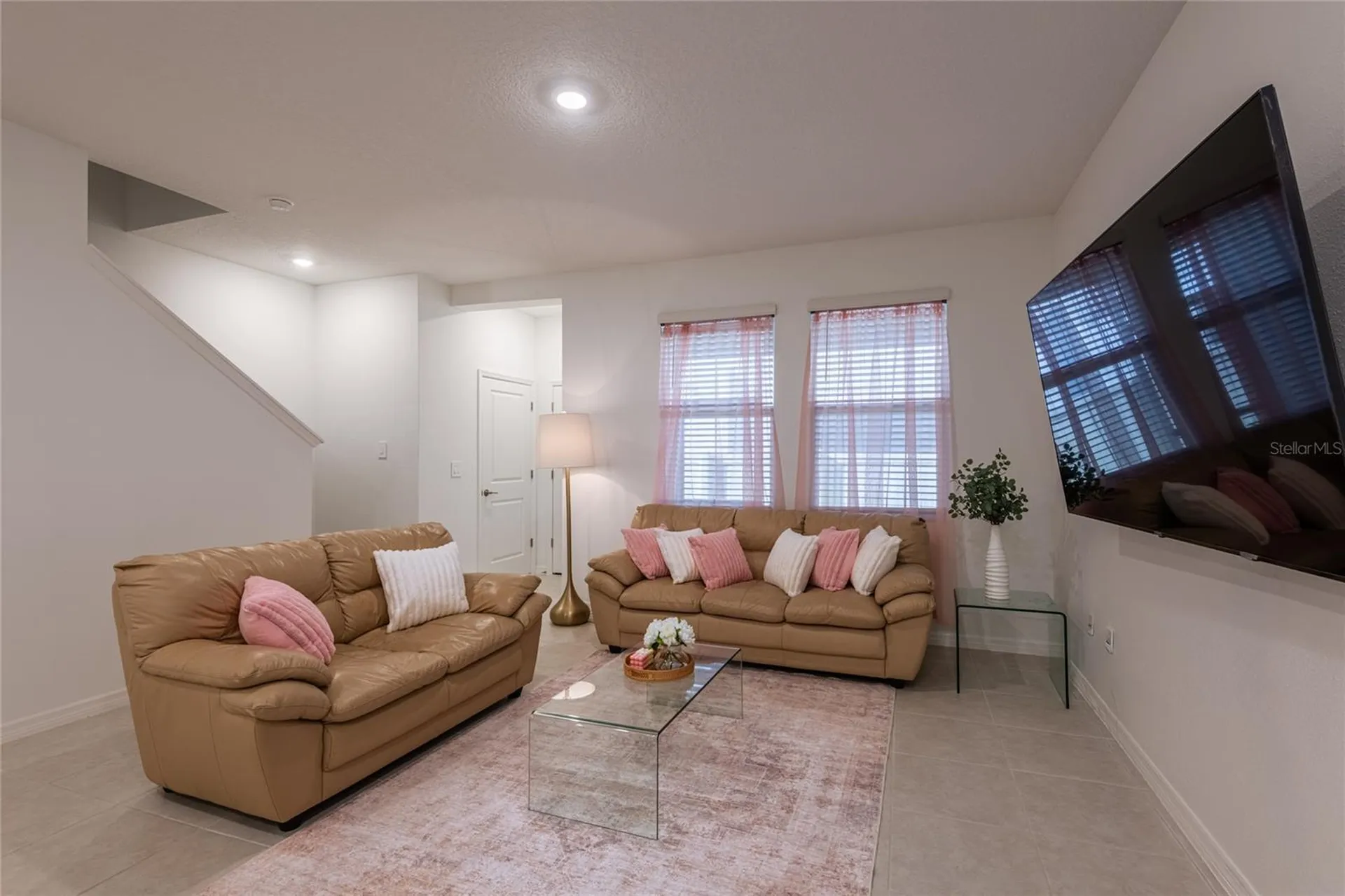 10807 E Fort White Court Tampa FL 33647