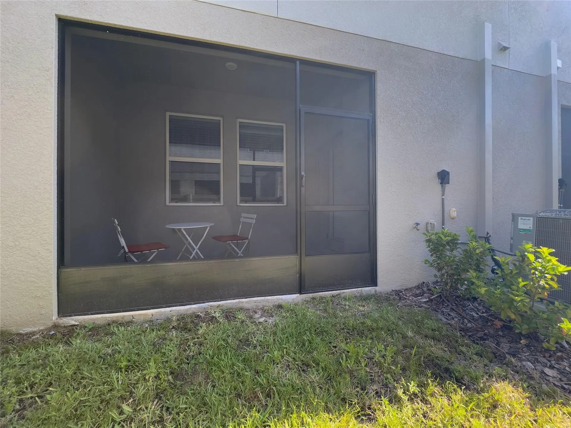 10807 E Fort White Court Tampa FL 33647
