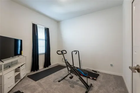 10807 E Fort White Court Tampa FL 33647