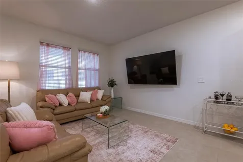 10807 E Fort White Court Tampa FL 33647