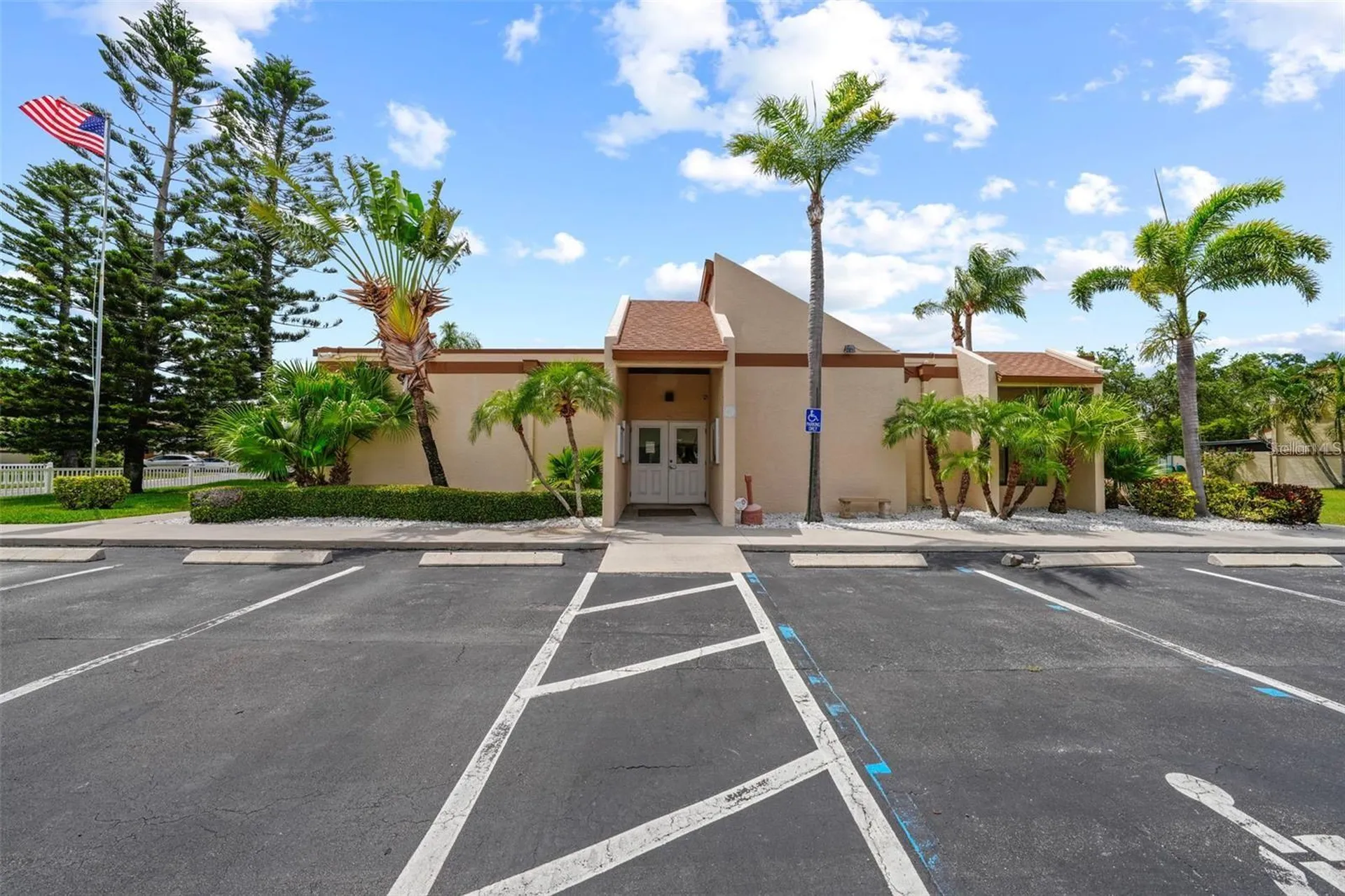 9209 Seminole Boulevard Seminole FL 33772