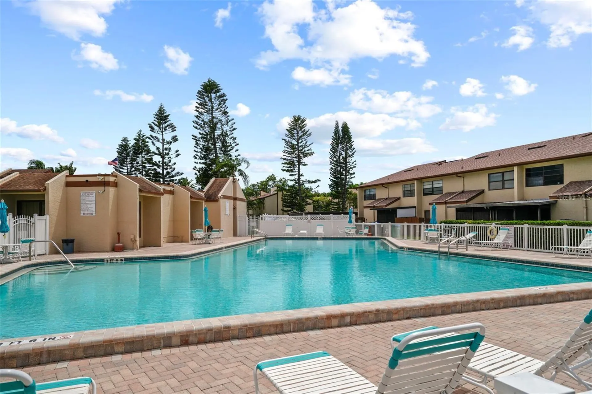 9209 Seminole Boulevard Seminole FL 33772