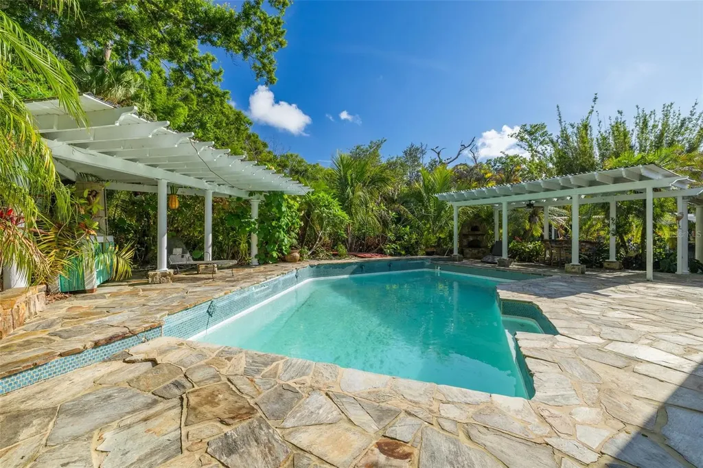1821 Oak Creek Drive Dunedin FL 34698