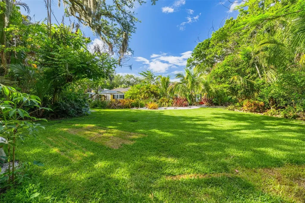 1821 Oak Creek Drive Dunedin FL 34698