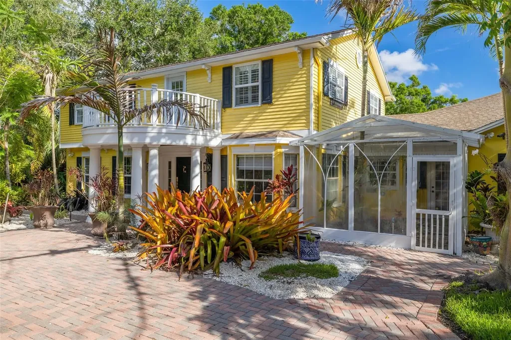 1821 Oak Creek Drive Dunedin FL 34698