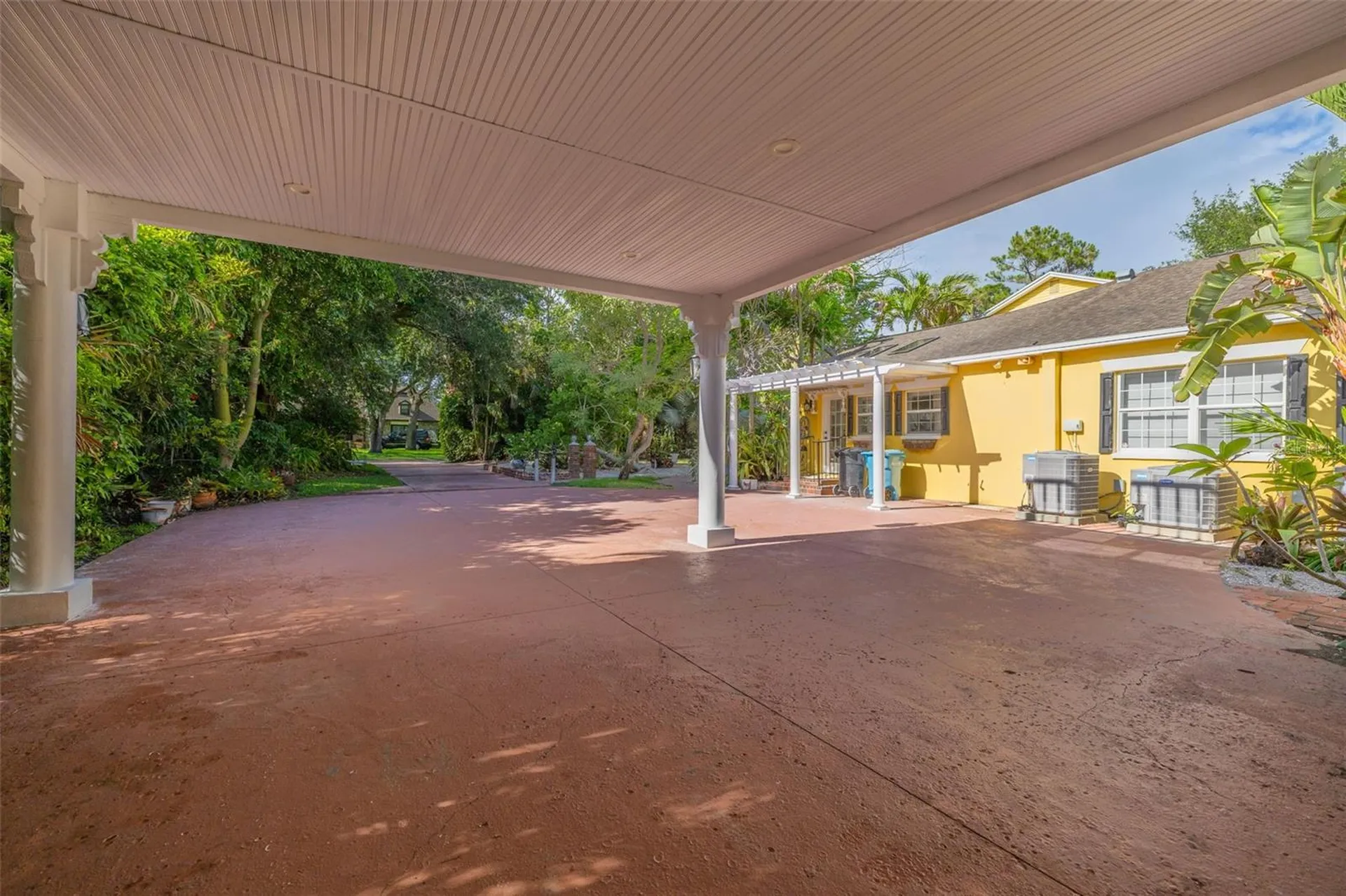 1821 Oak Creek Drive Dunedin FL 34698