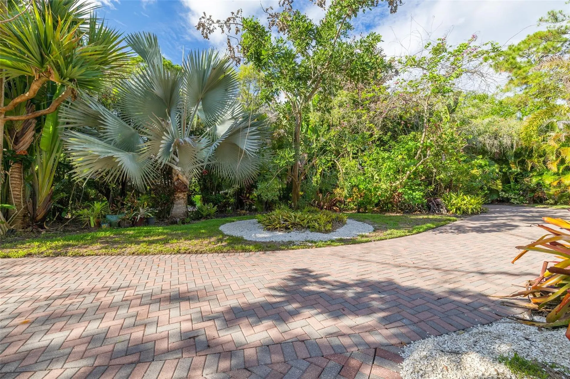 1821 Oak Creek Drive Dunedin FL 34698