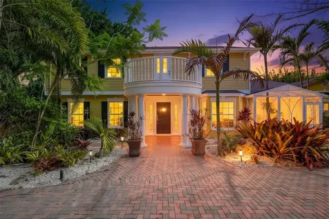 1821 Oak Creek Drive Dunedin FL 34698