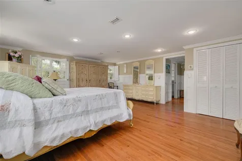 1821 Oak Creek Drive Dunedin FL 34698