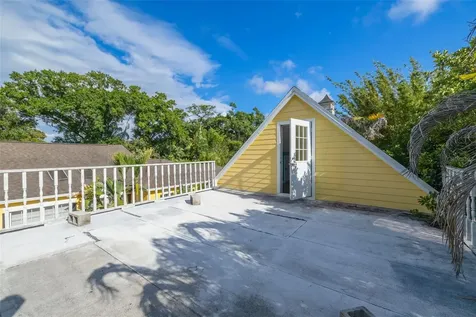 1821 Oak Creek Drive Dunedin FL 34698