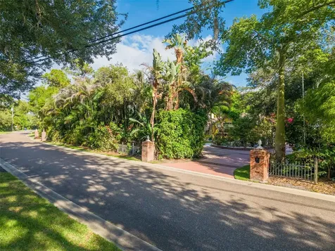 1821 Oak Creek Drive Dunedin FL 34698
