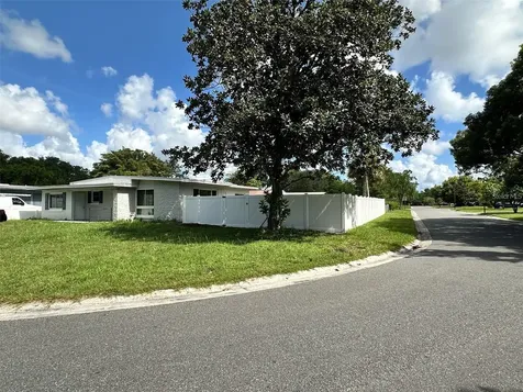 156 Pinecrest Drive Sanford FL 32773