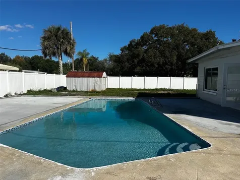 156 Pinecrest Drive Sanford FL 32773