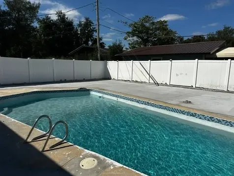 156 Pinecrest Drive Sanford FL 32773