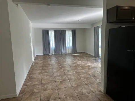 156 Pinecrest Drive Sanford FL 32773