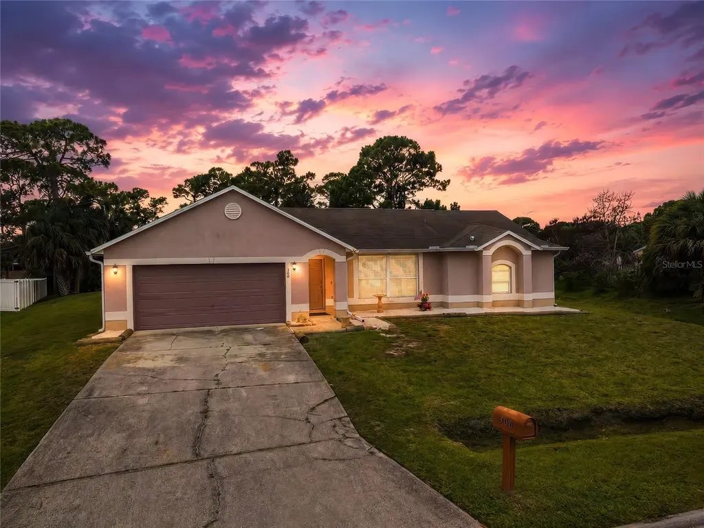300 Viking St NE Palm Bay FL 32907