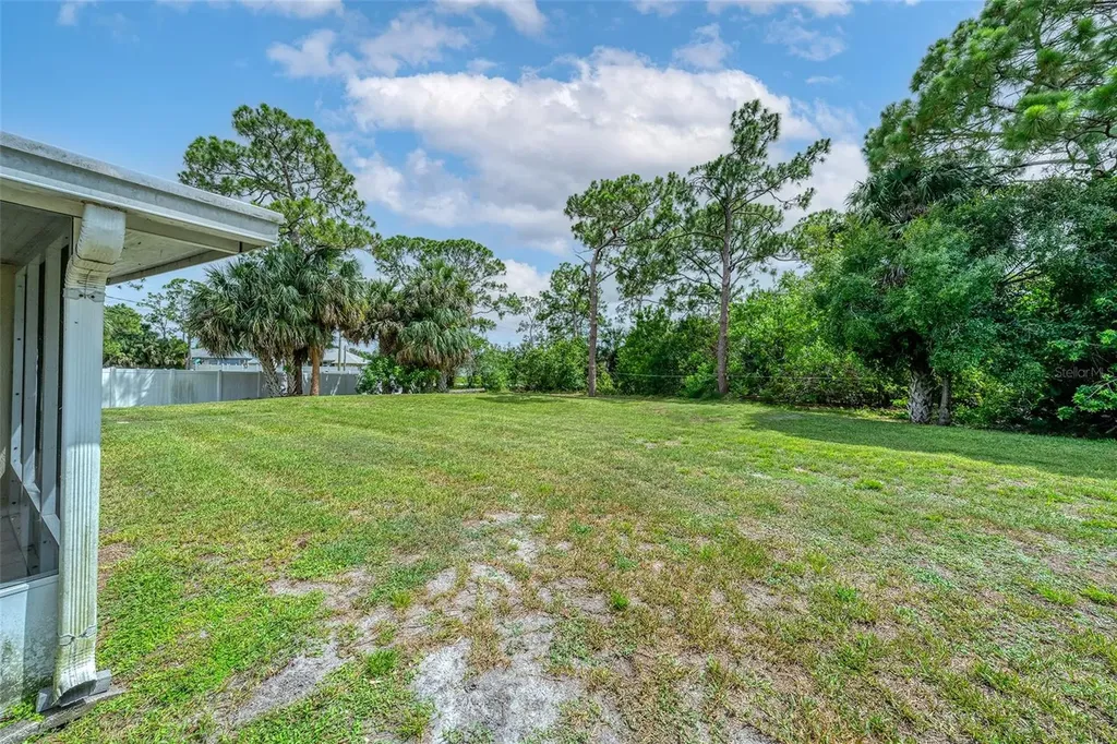 300 Viking St NE Palm Bay FL 32907