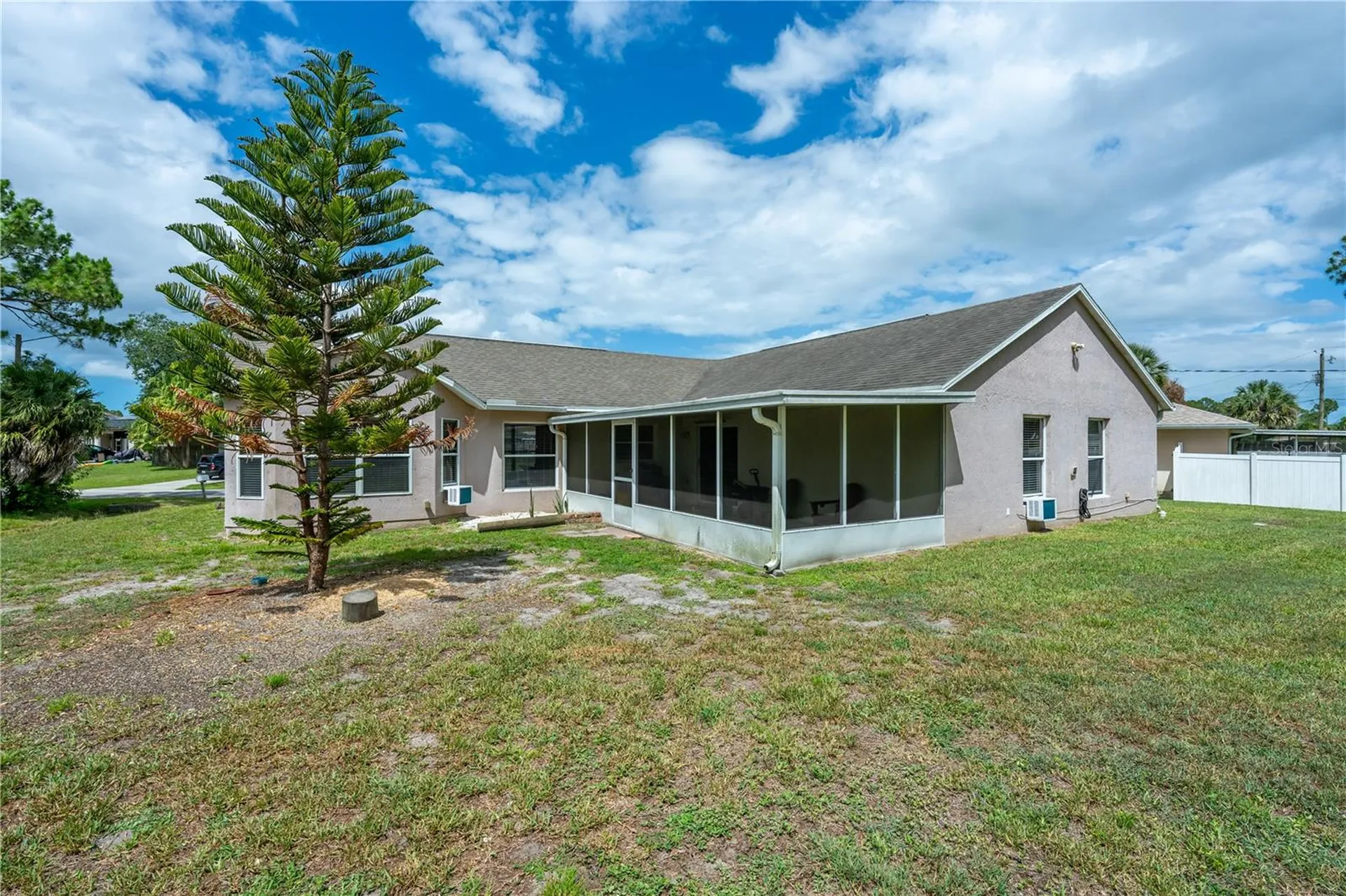 300 Viking St NE Palm Bay FL 32907