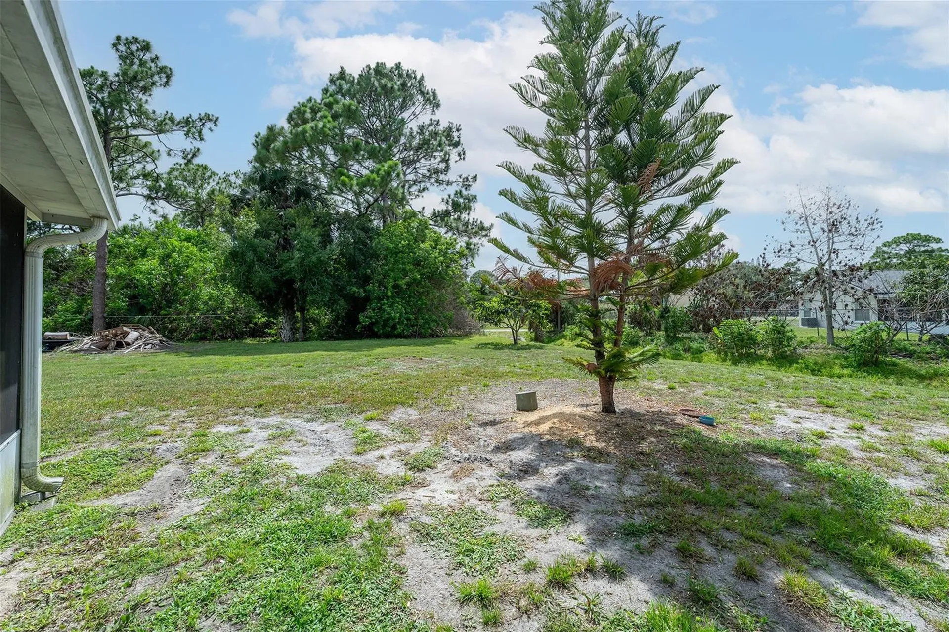 300 Viking St NE Palm Bay FL 32907