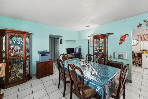 110 N Jupiter Avenue Clearwater FL 33755