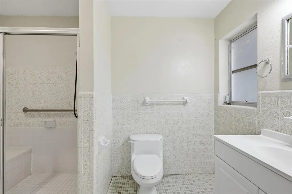 2852 English Drive Deltona FL 32738