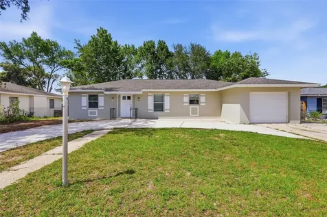 2852 English Drive Deltona FL 32738