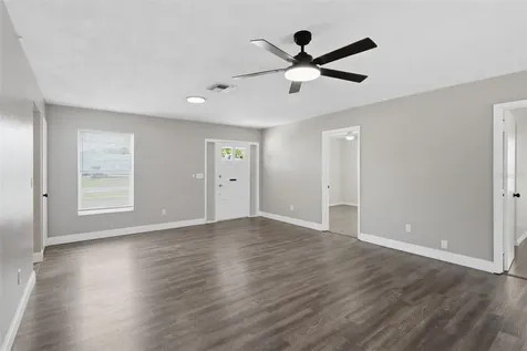 2852 English Drive Deltona FL 32738