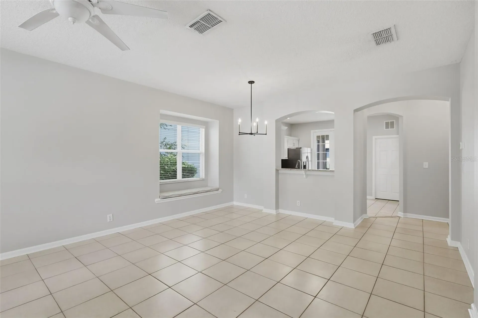 305 Manor View Lane Deland FL 32724
