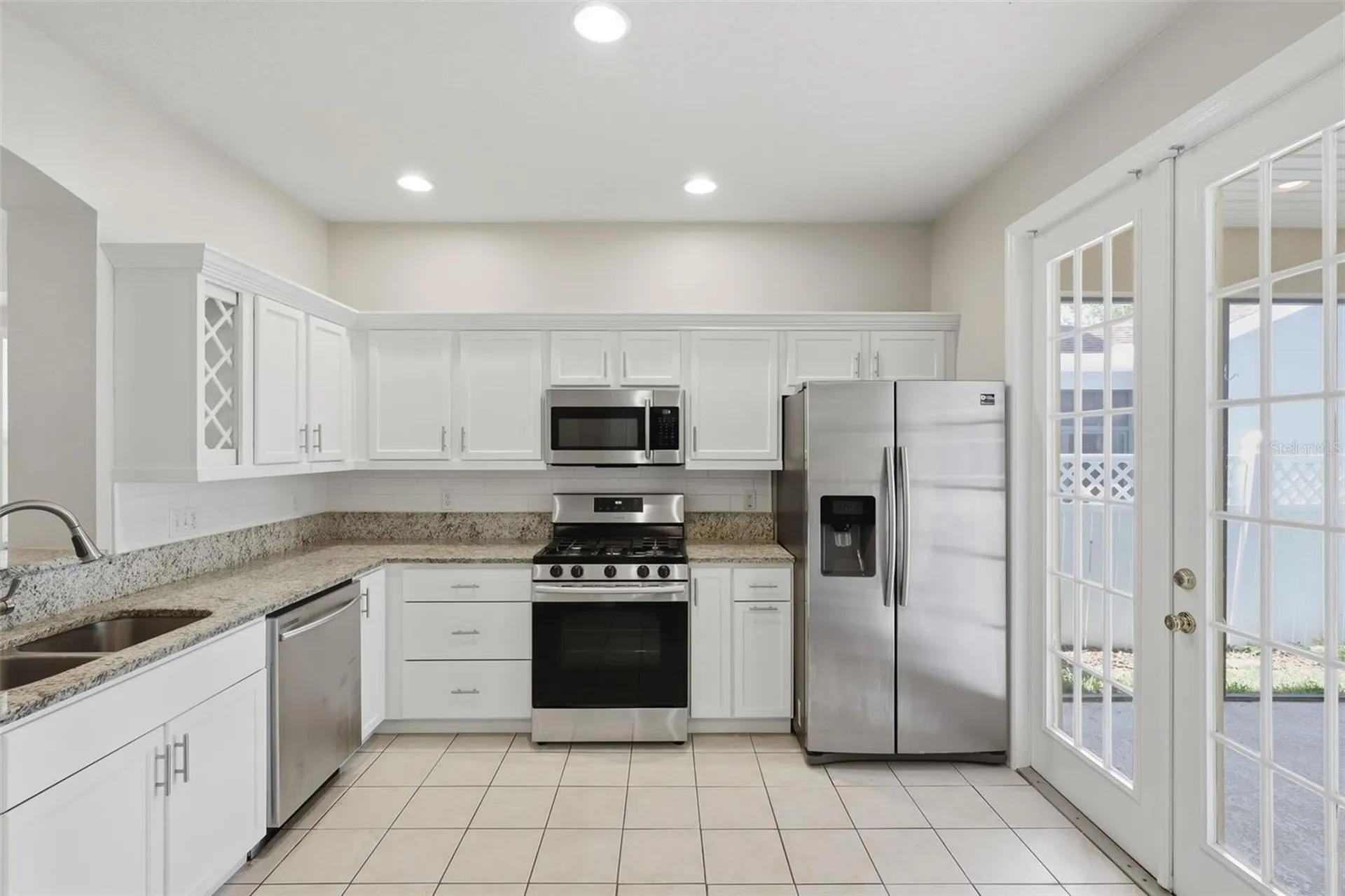 305 Manor View Lane Deland FL 32724
