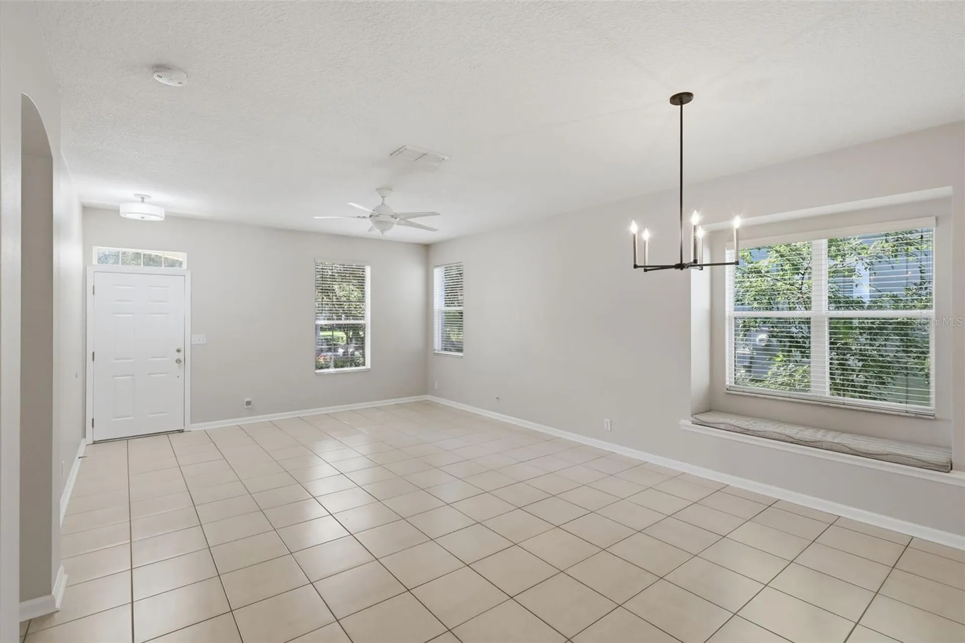 305 Manor View Lane Deland FL 32724