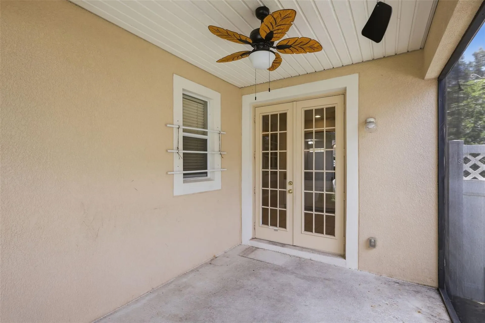 305 Manor View Lane Deland FL 32724