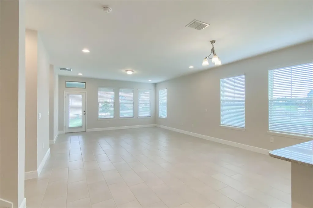 9648 Lost Creek Drive Winter Garden FL 34787