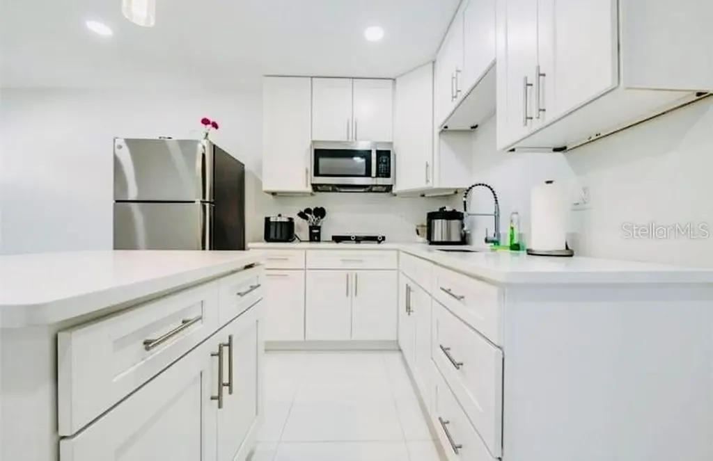 16107 Pebblebrook Drive Tampa FL 33624