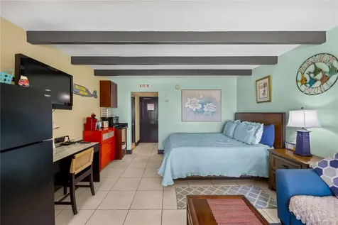 611 Destiny Drive Ruskin FL 33570