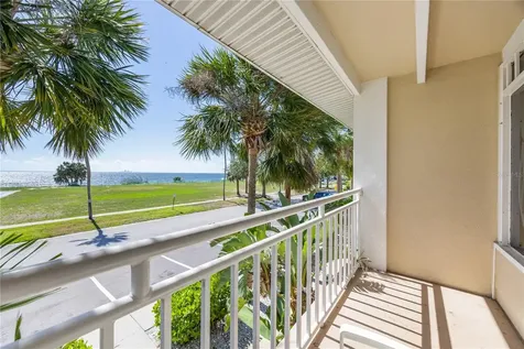 611 Destiny Drive Ruskin FL 33570