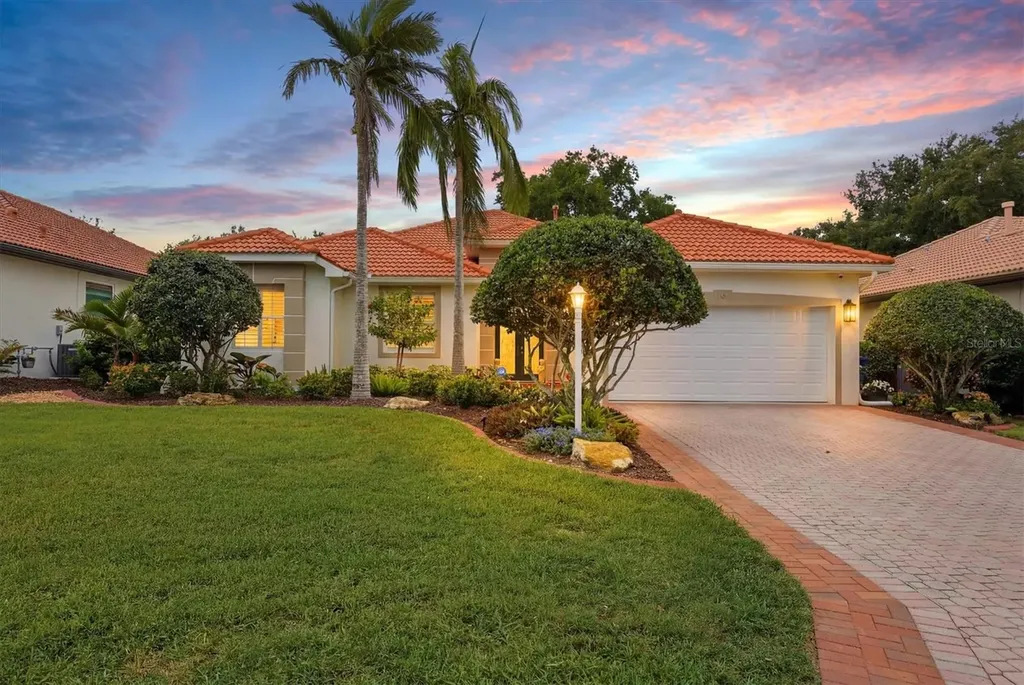 6828 Bay Hill Drive Bradenton FL 34202