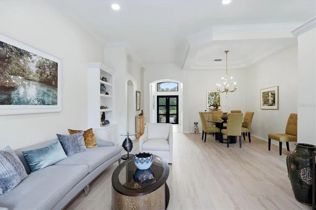 6828 Bay Hill Drive Bradenton FL 34202